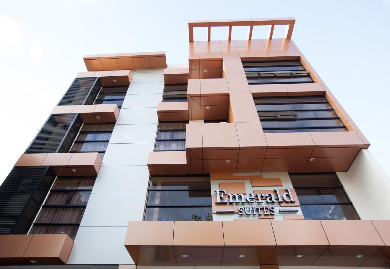 Emerald Suites Cdo Cagayan de Oro Buitenkant foto