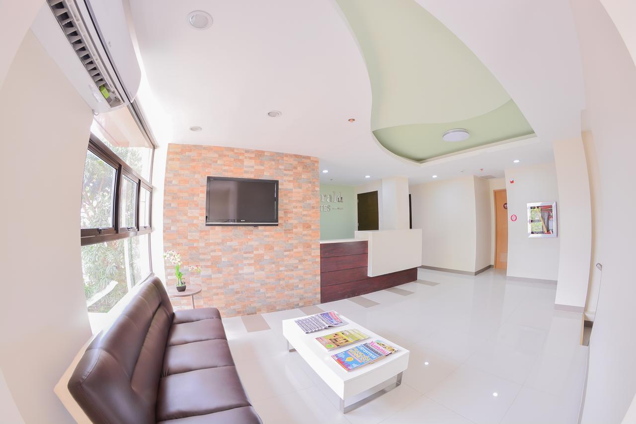 Emerald Suites Cdo Cagayan de Oro Buitenkant foto