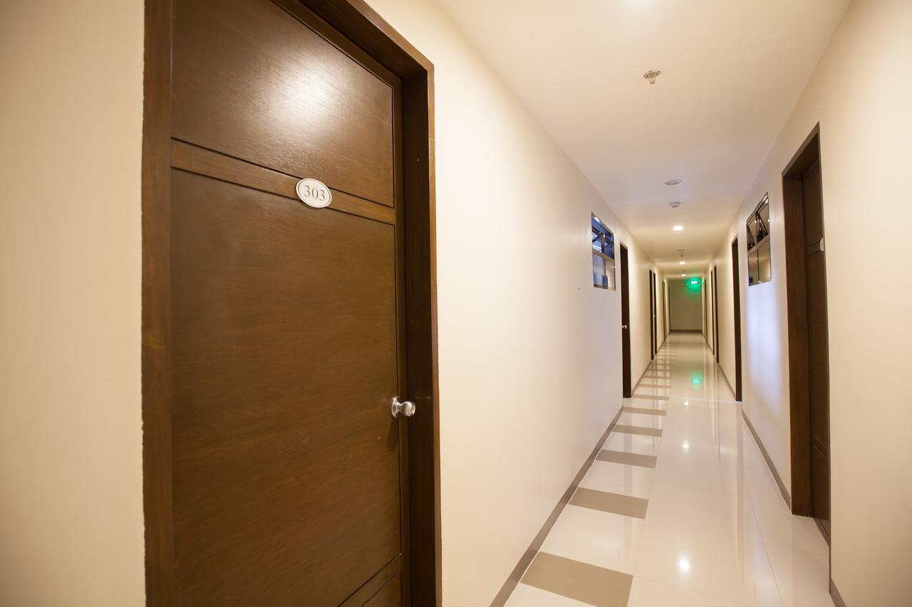 Emerald Suites Cdo Cagayan de Oro Buitenkant foto