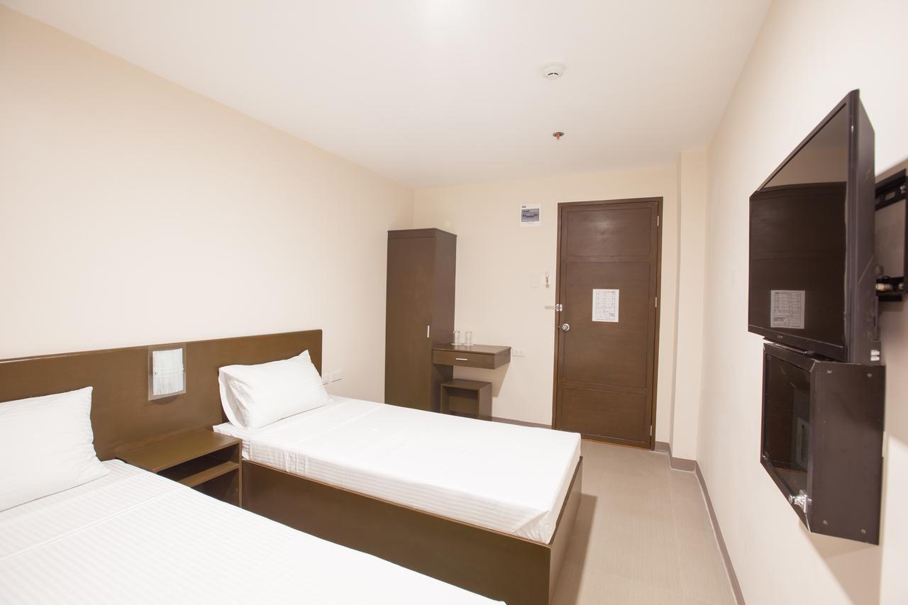 Emerald Suites Cdo Cagayan de Oro Kamer foto